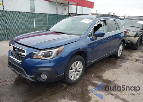 2019 Subaru Outback 2.5I Premium из США, поврежденный, VIN 4S4BSAFC0K3382523
